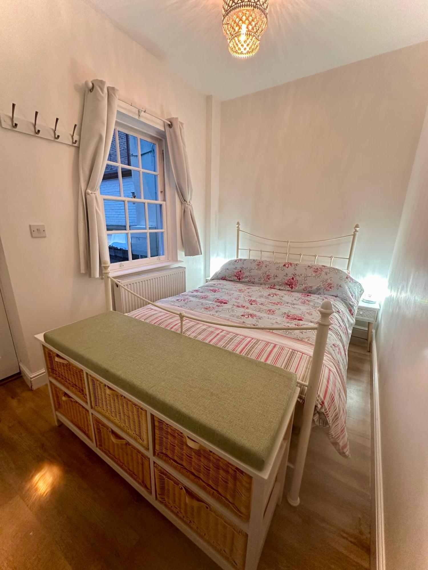 Dorchester Town Centre Entire Apartment Екстер'єр фото